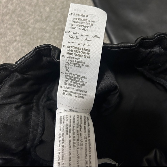 Abercrombie & Fitch Faux Leather Joggers Size XS - Picture 4 of 10
